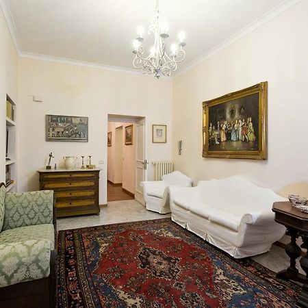 Fontana De Trevi Apartment ローマ 部屋 写真