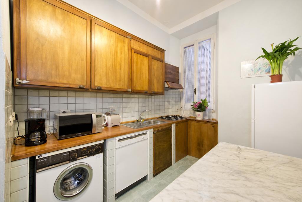 Fontana De Trevi Apartment ローマ 部屋 写真