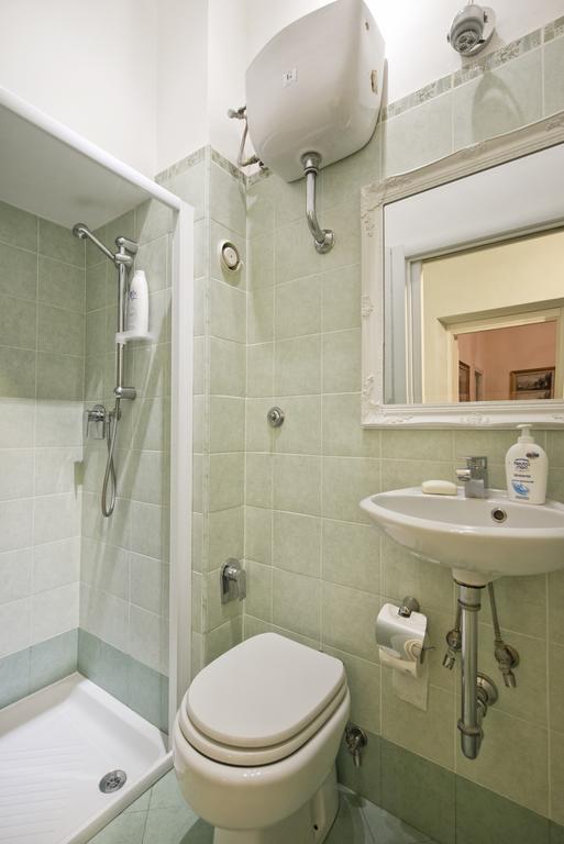 Fontana De Trevi Apartment ローマ 部屋 写真